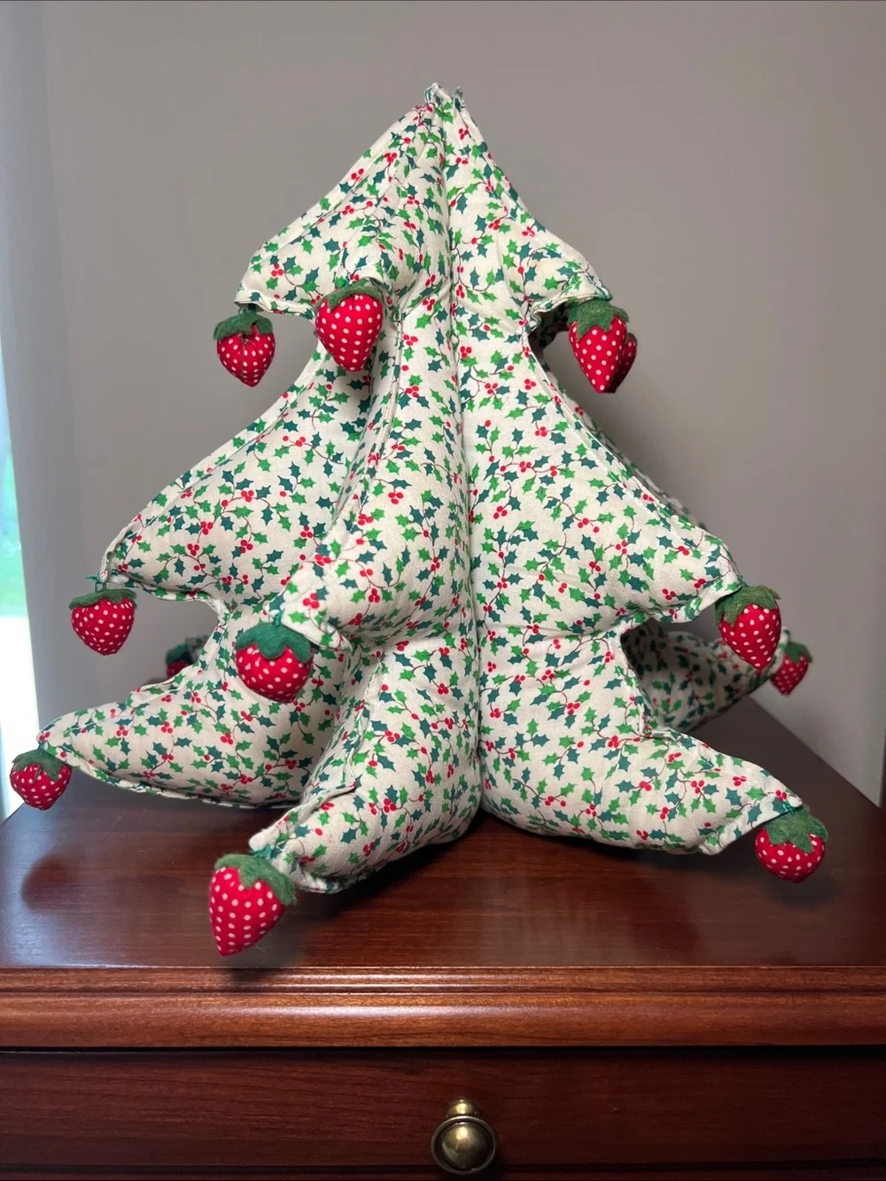 Vintage Kitsch 3D Stuffed Holly Berry Fabric Christmas Tree with Strawberries
